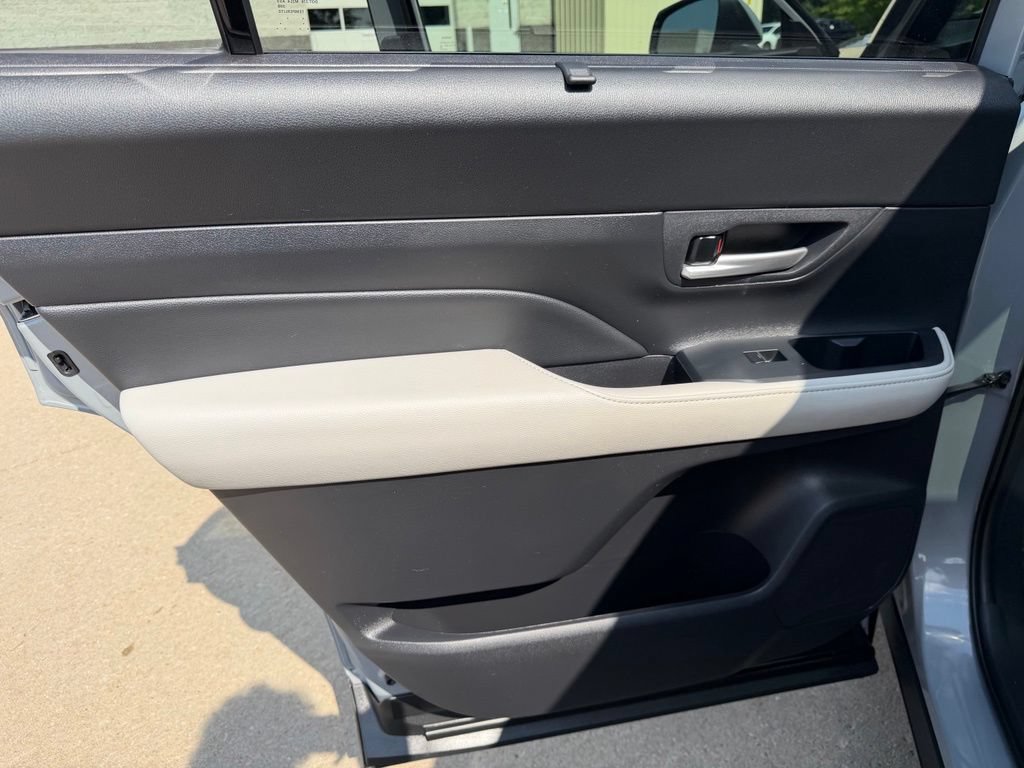 Certified 2026 Toyota Grand Highlander AWD Hybrid image 28