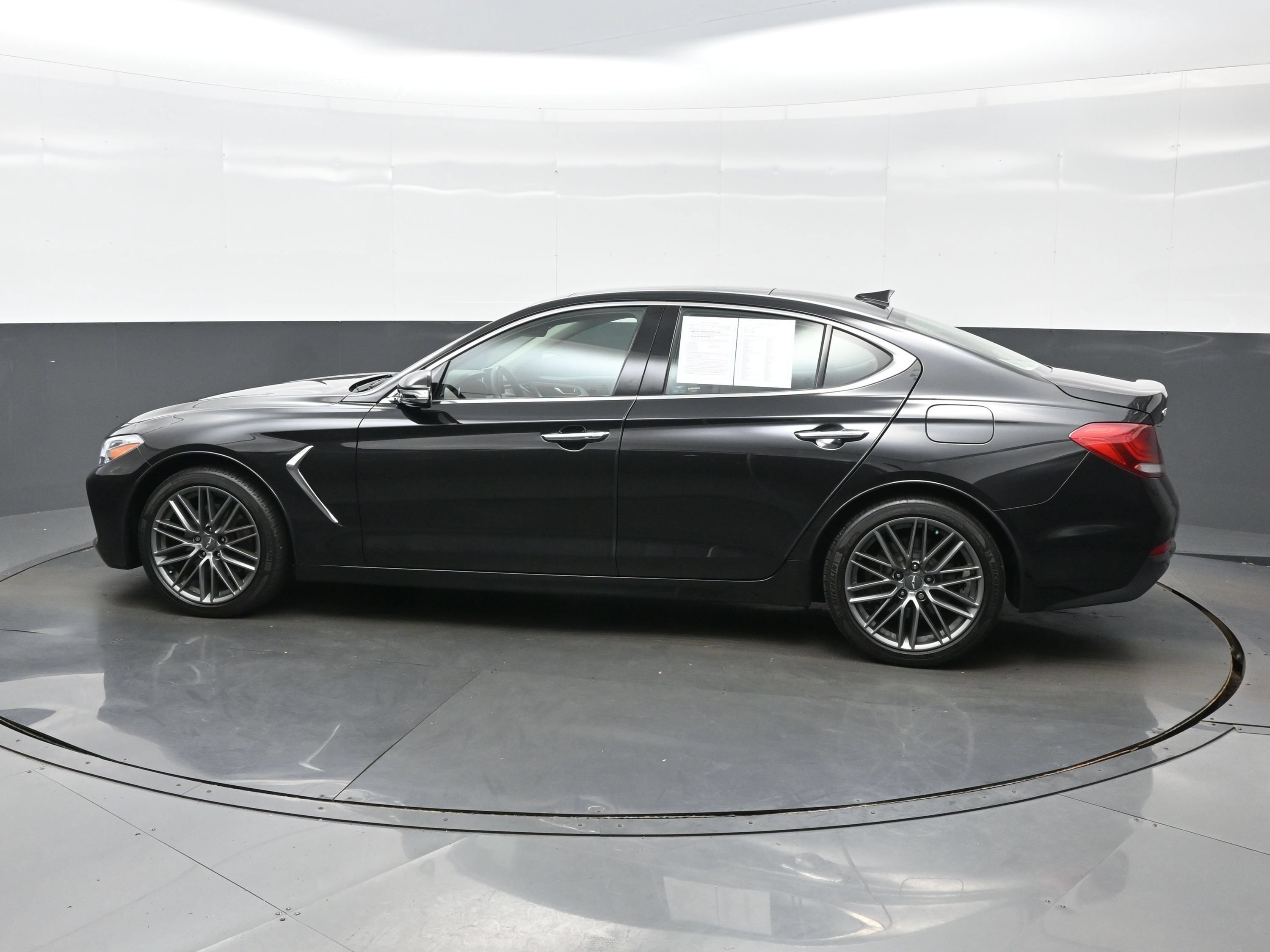 Used 2019 Genesis G70 2.0T Advanced w/ Elite Package AWD/4WD image 3