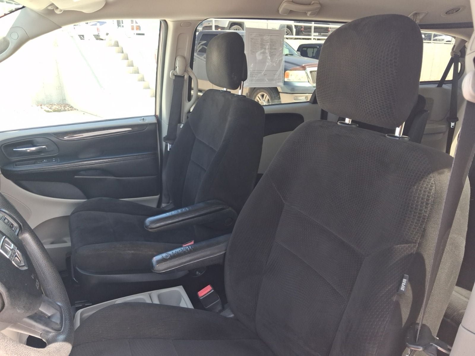 Used 2012 Dodge Grand Caravan SE FWD image 11