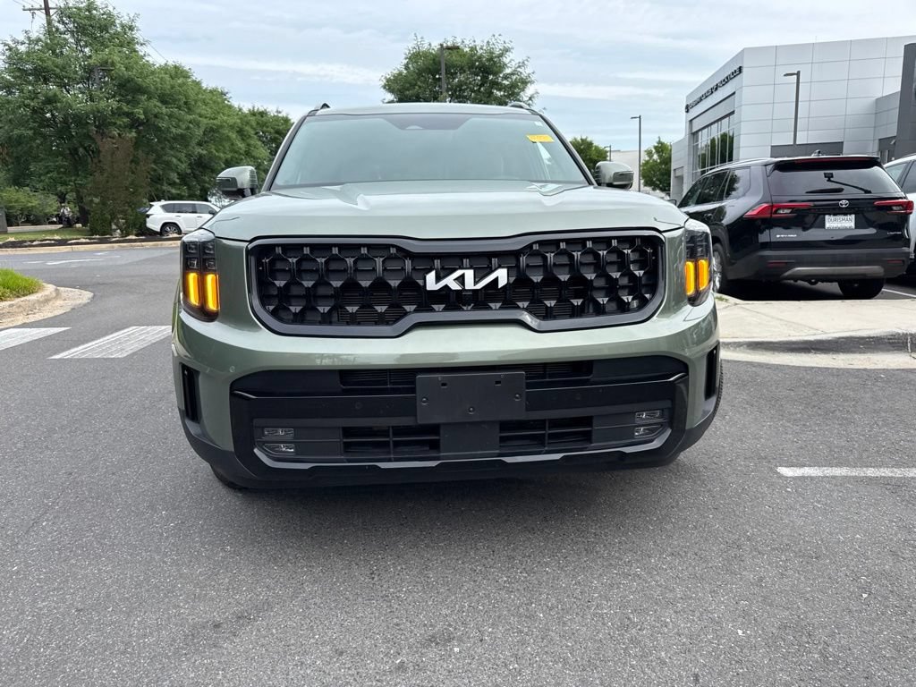 Used 2024 Kia Telluride SX Prestige X-Line AWD/4WD image 2