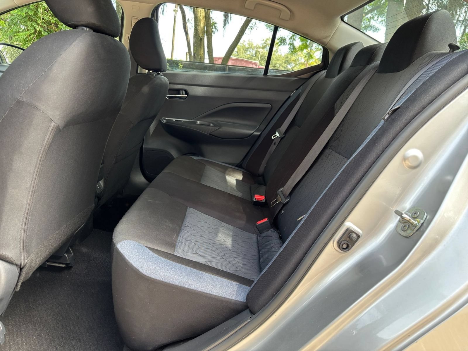 Used 2025 Nissan Versa SV FWD image 22
