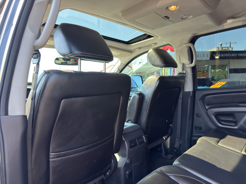 Used 2015 Nissan Titan PRO-4X w/ Pro-4x Luxury Package AWD/4WD image 13