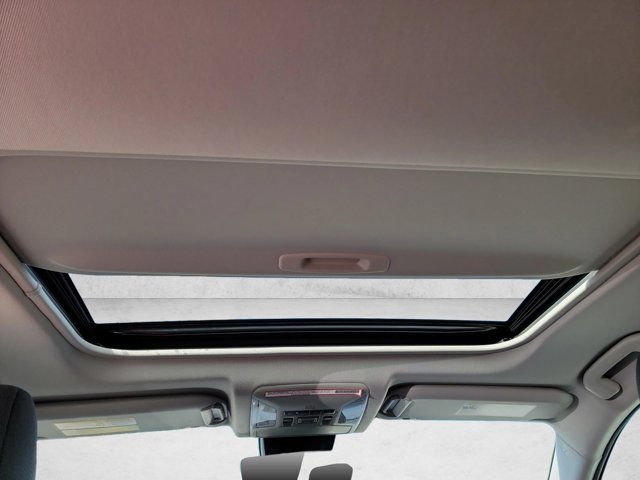 Used 2022 Toyota RAV4 XLE w/ Convenience Package AWD/4WD image 21