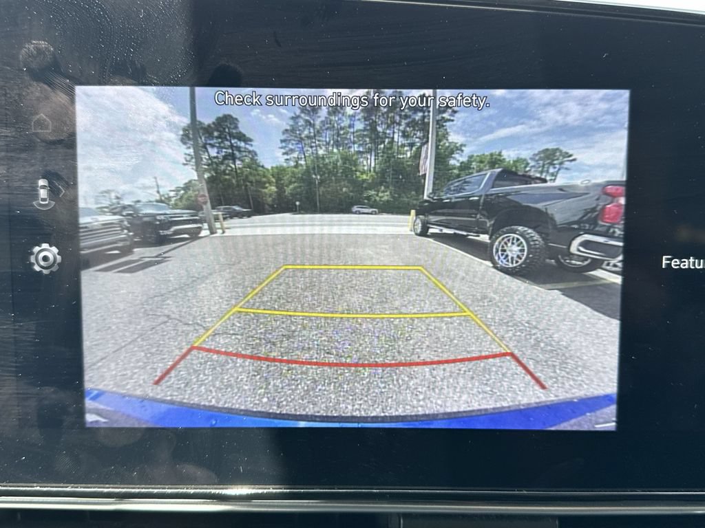 Used 2025 Hyundai Elantra SEL FWD image 26
