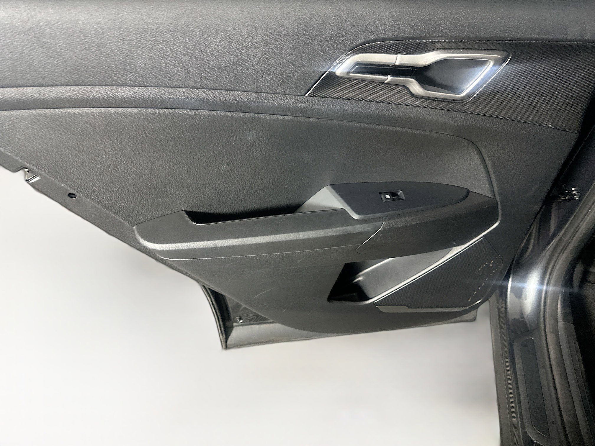 Used 2025 Kia Sportage LX image 25