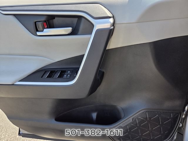 Used 2025 Toyota RAV4 XLE Premium FWD image 29