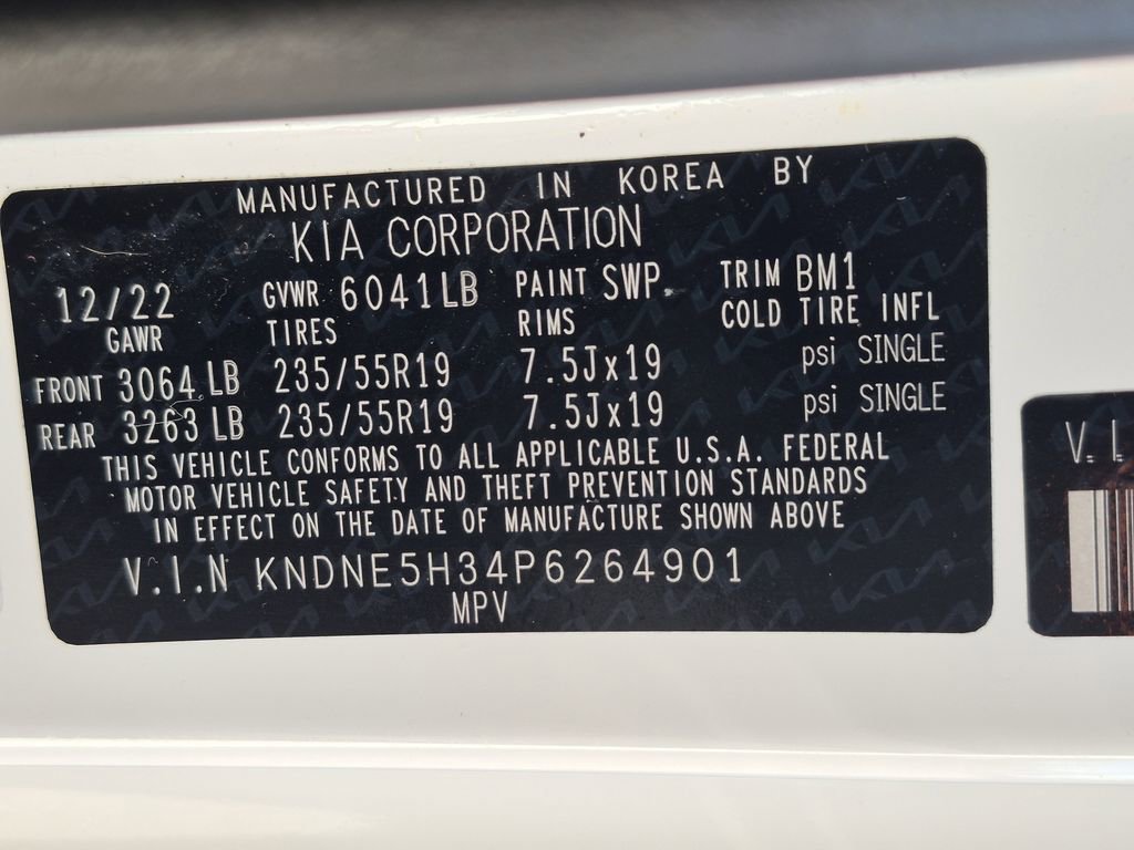 Certified 2023 Kia Carnival SX Prestige image 31