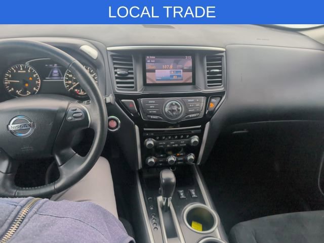 Used 2016 Nissan Pathfinder SV w/ SV Cold Weather Package image 15