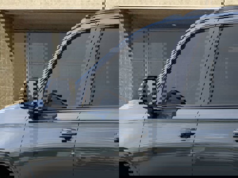 New 2026 Cadillac Escalade ESV V image 12