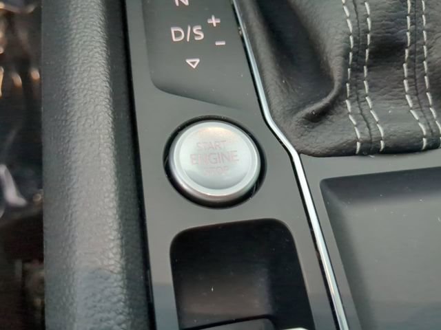 Certified 2022 Volkswagen Atlas SE w/ Panoramic Sunroof Package image 32