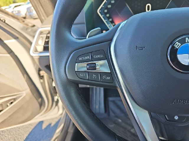 Used 2023 BMW 330i Sedan w/ Premium Package RWD image 17