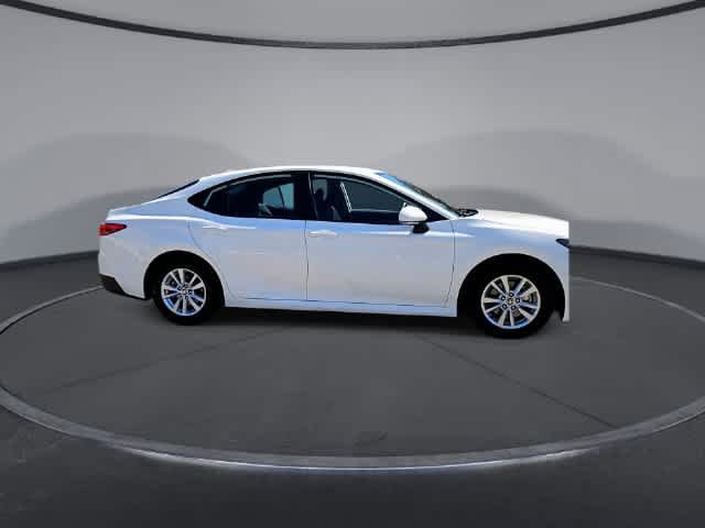 Used 2025 Toyota Camry LE FWD image 9