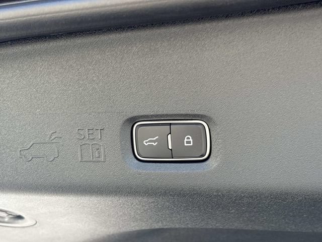 New 2026 Lincoln Navigator L Premier AWD/4WD image 12