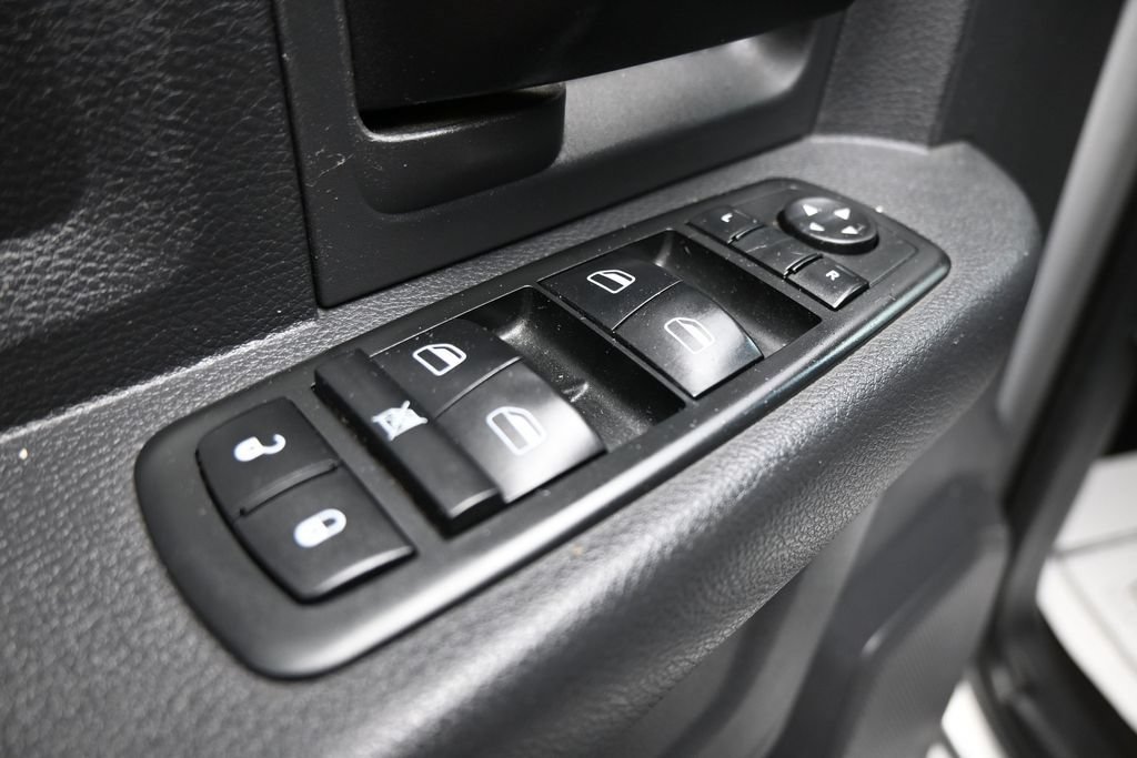 Used 2011 RAM 3500 ST w/ ST Popular Equipment Group AWD/4WD image 11