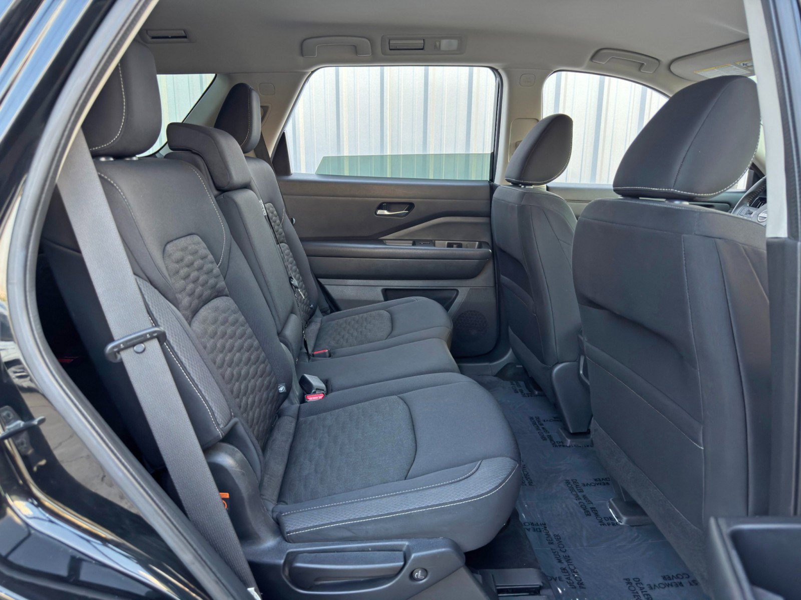 Used 2022 Nissan Pathfinder SV image 36