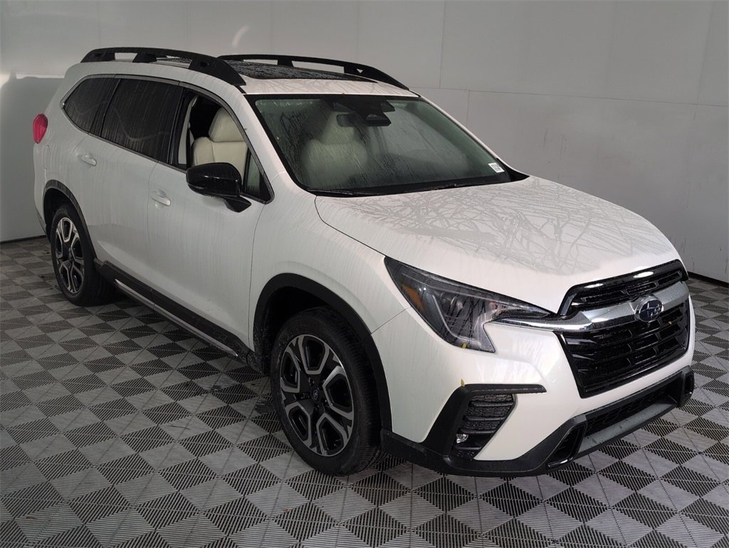 New 2025 Subaru Ascent Limited image 2