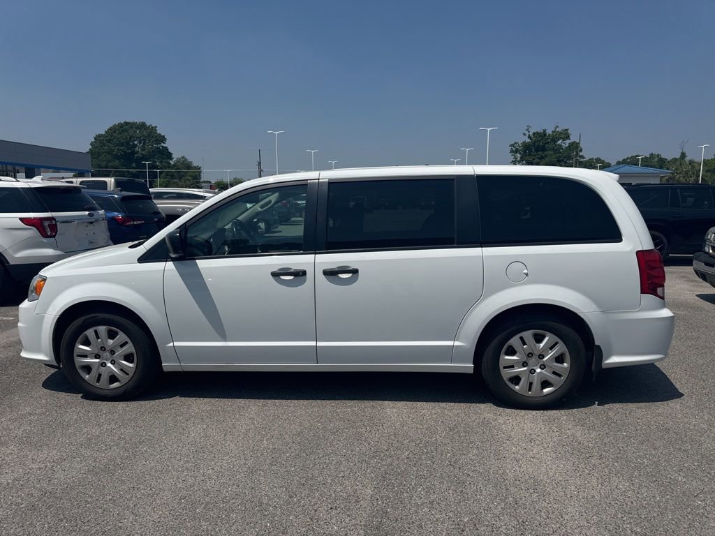 Used 2020 Dodge Grand Caravan SE w/ UConnect Hands-Free Group FWD image 10