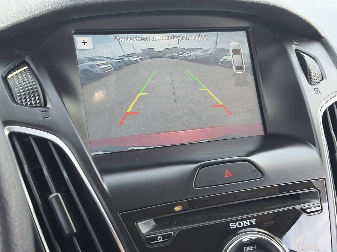 Used 2018 Ford Focus SEL FWD image 25