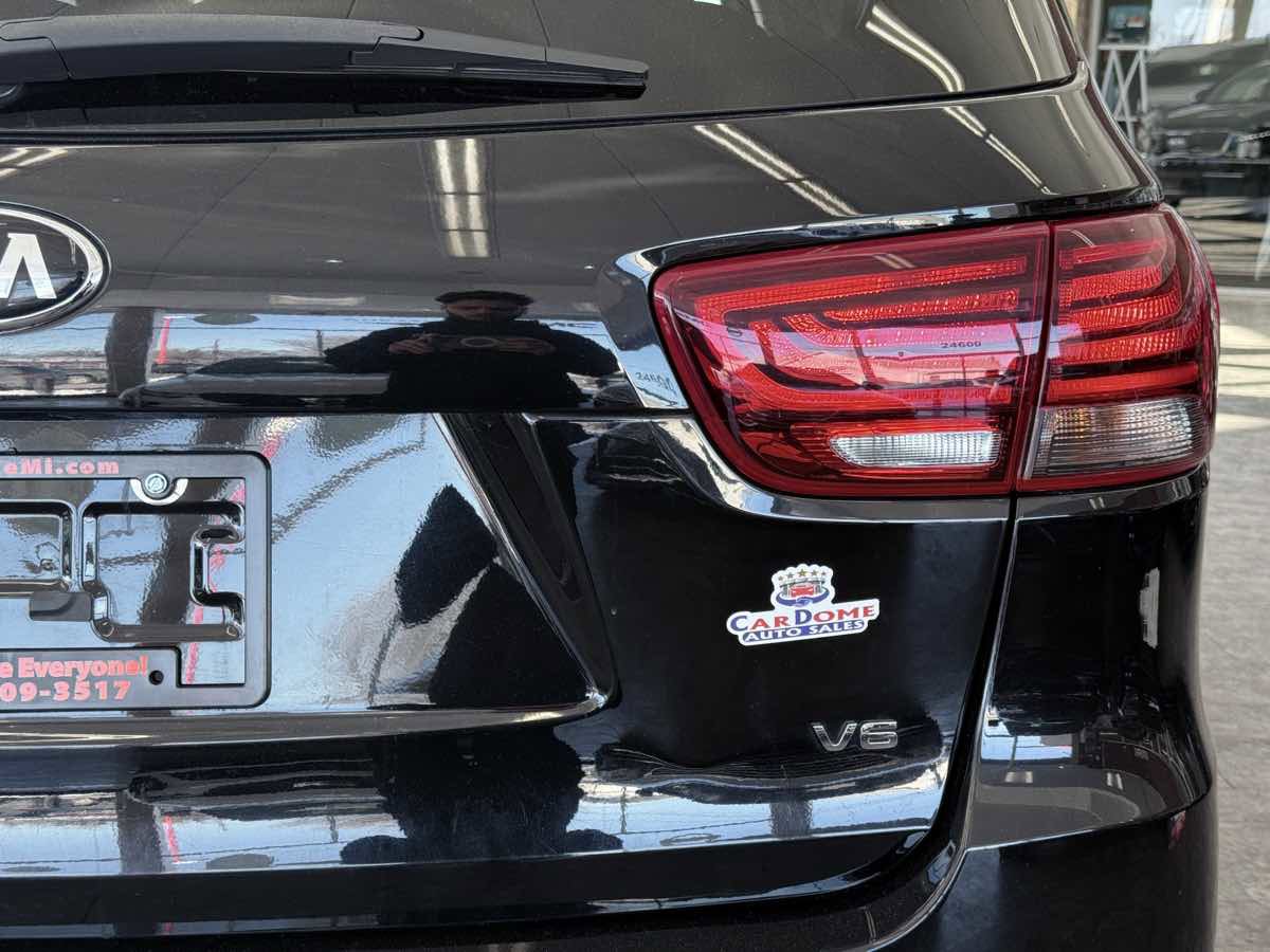 Used 2020 Kia Sorento S image 31