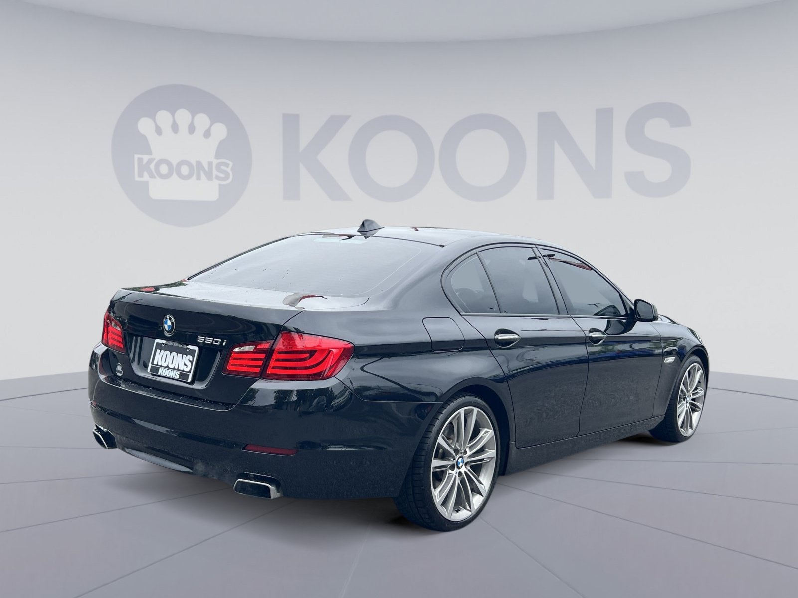 Used 2011 BMW 550i Sedan RWD image 7