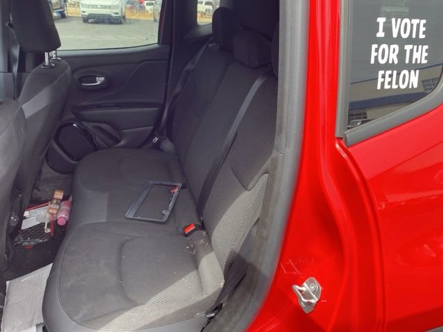 Used 2019 Jeep Renegade Altitude w/ Quick Order Package 2XM image 12