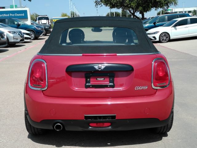 Used 2018 MINI Cooper Convertible FWD image 11