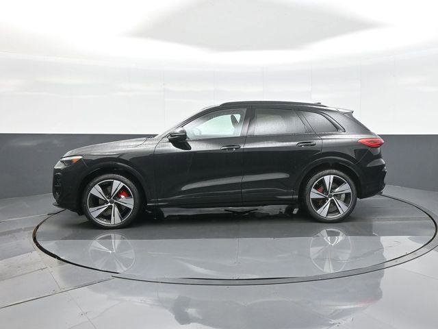 New 2026 Audi SQ5 Premium Plus AWD/4WD image 4