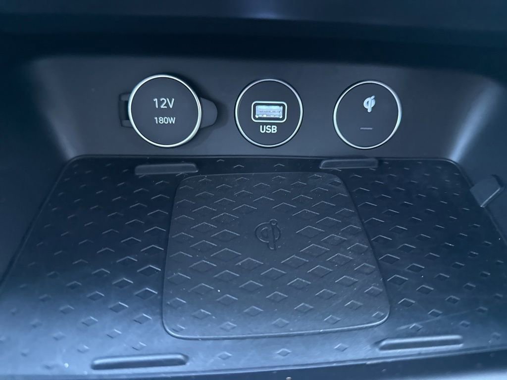 Certified 2026 Genesis G70 2.5T Prestige image 22