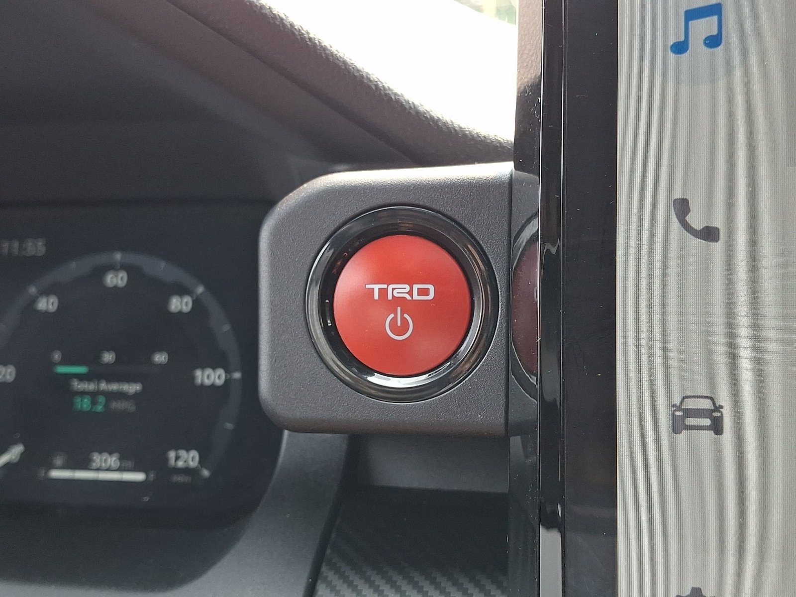 Certified 2025 Toyota 4Runner TRD Pro AWD/4WD image 27