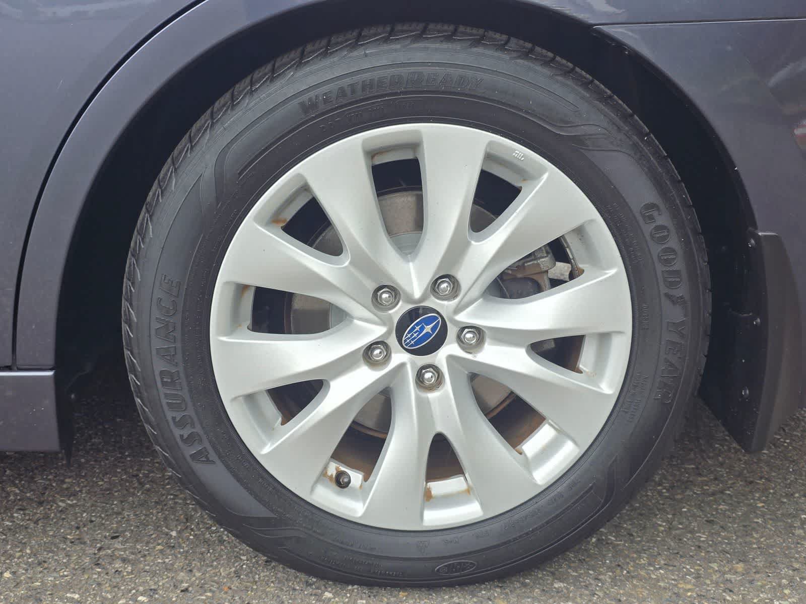 Used 2015 Subaru Legacy 2.5i Premium w/ Moonroof Package AWD/4WD image 8