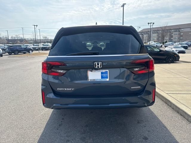 New 2026 Honda Odyssey Touring image 3