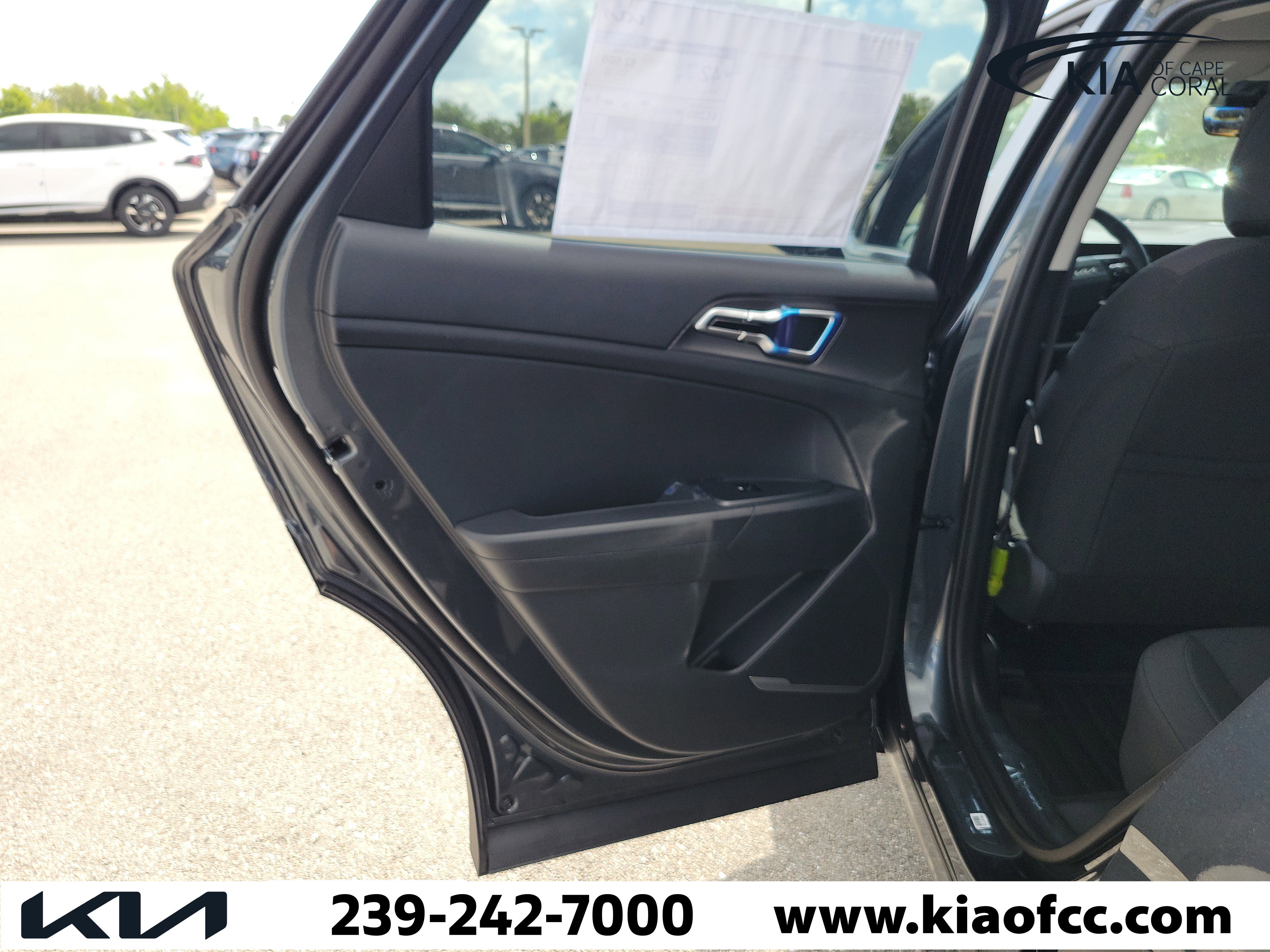 New 2026 Kia Sportage LX FWD image 14