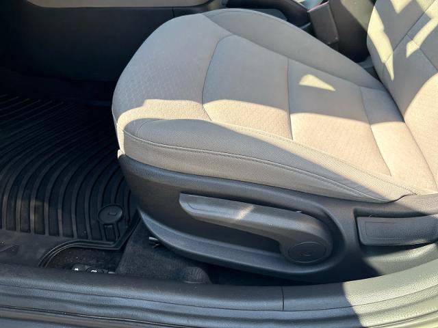 Used 2020 Hyundai Elantra Value Edition FWD image 17