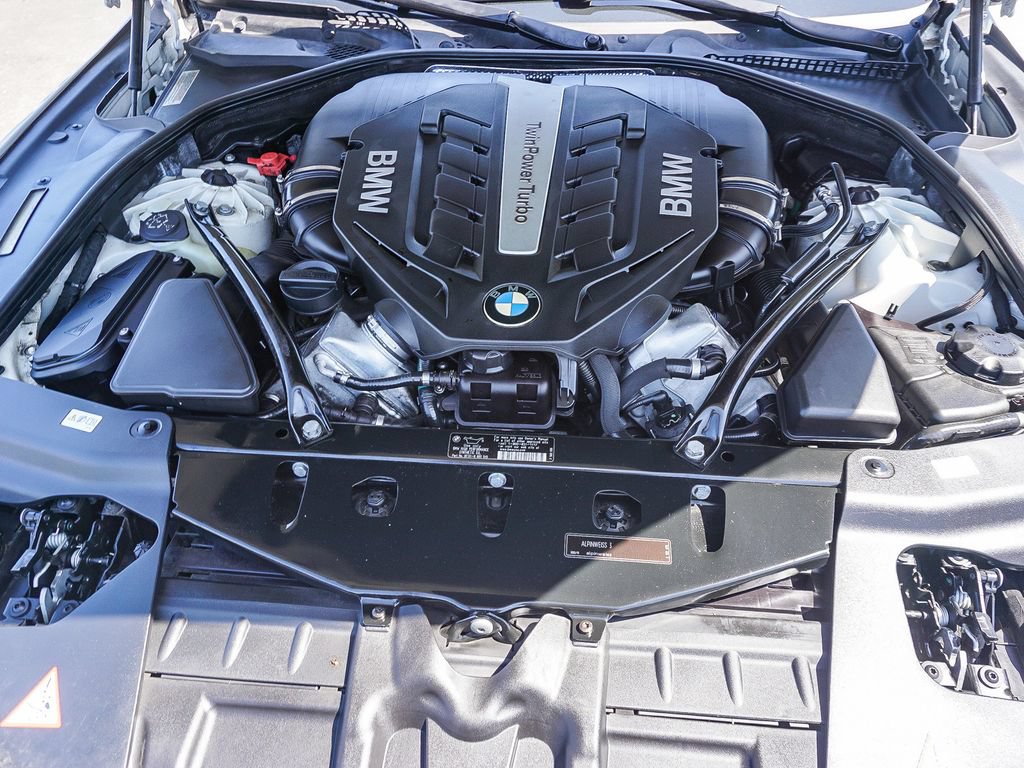 Used 2012 BMW 650i Convertible RWD image 25