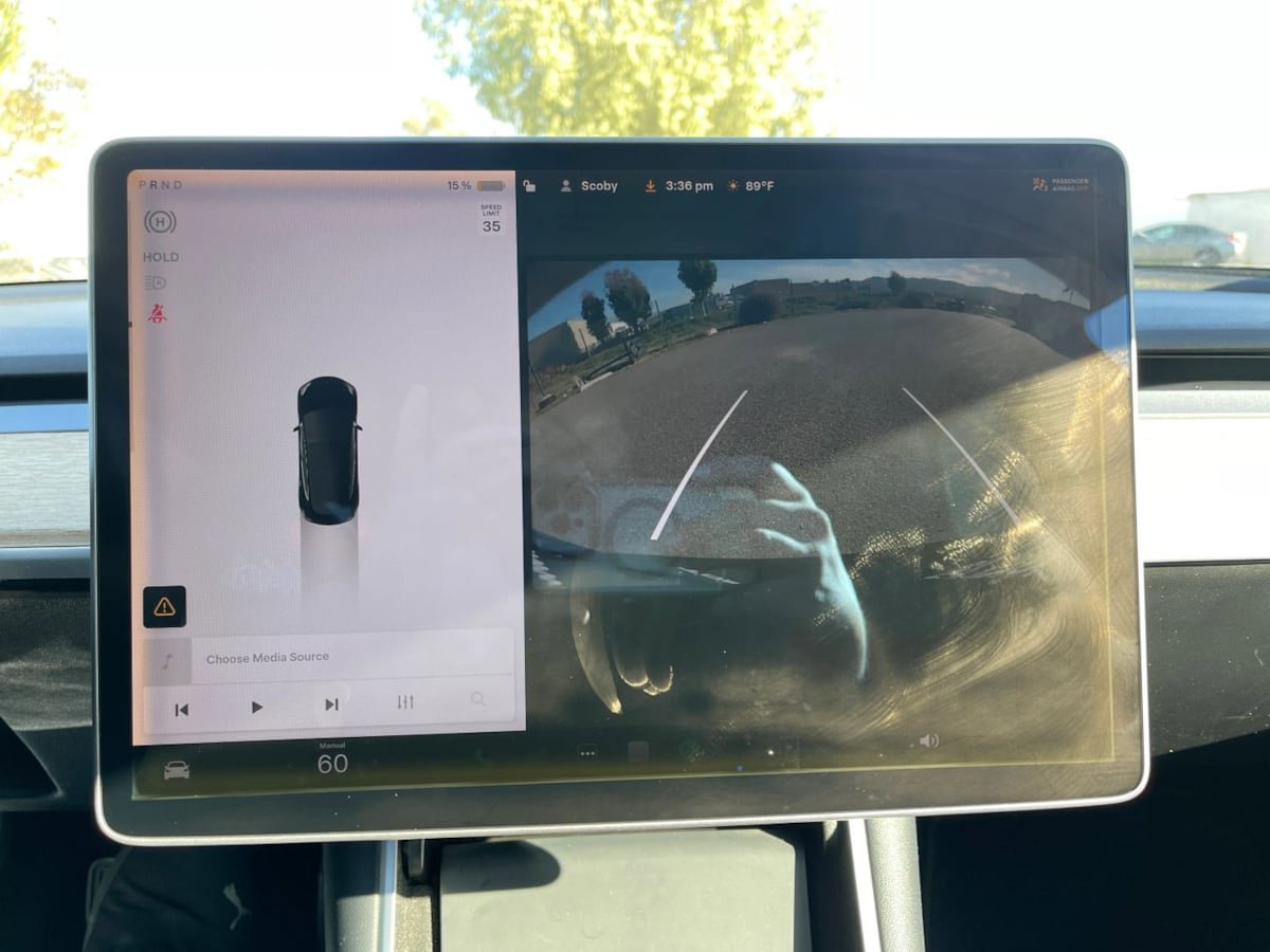Used 2020 Tesla Model 3 Standard Range Plus image 9