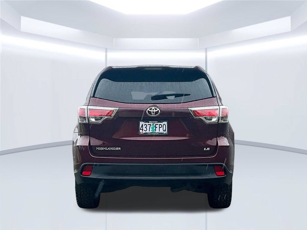 Used 2014 Toyota Highlander LE FWD image 6