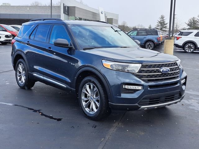 Certified 2022 Ford Explorer XLT w/ Equipment Group 202A image 2