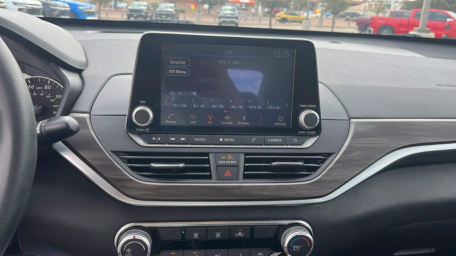 Used 2023 Nissan Altima 2.5 SV image 20