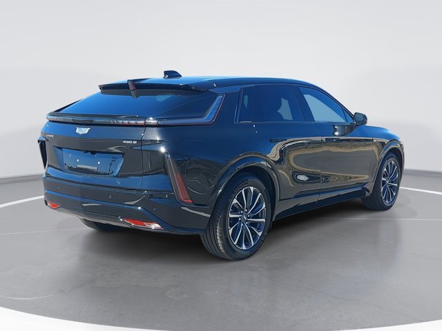 Used 2024 Cadillac Lyriq Sport image 3