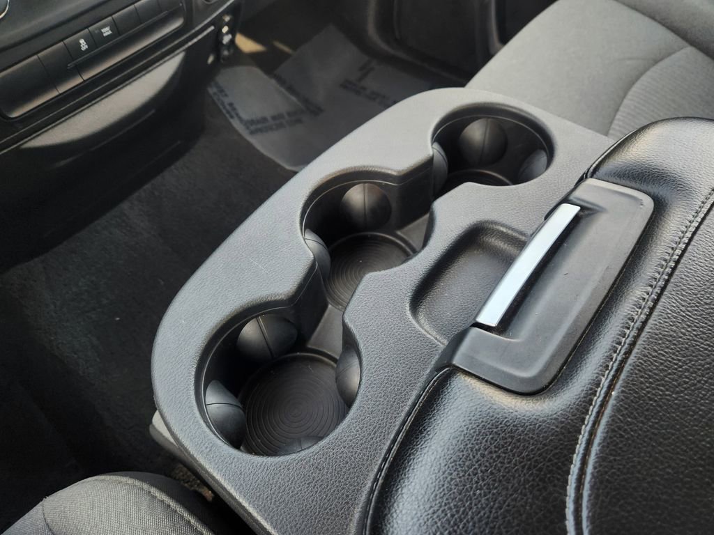 Used 2024 RAM 1500 Classic SLT image 21