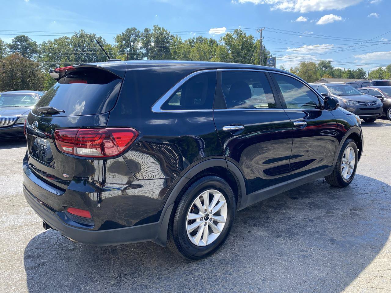 Used 2020 Kia Sorento LX FWD image 5