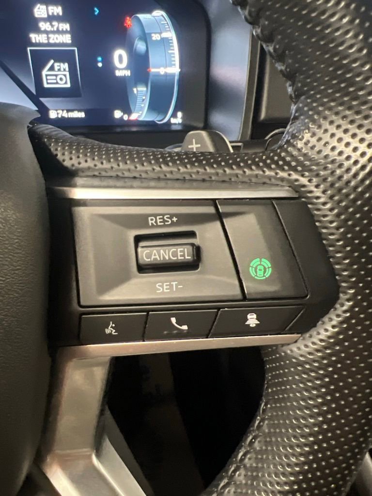 Used 2024 Mitsubishi Outlander SE AWD/4WD image 15