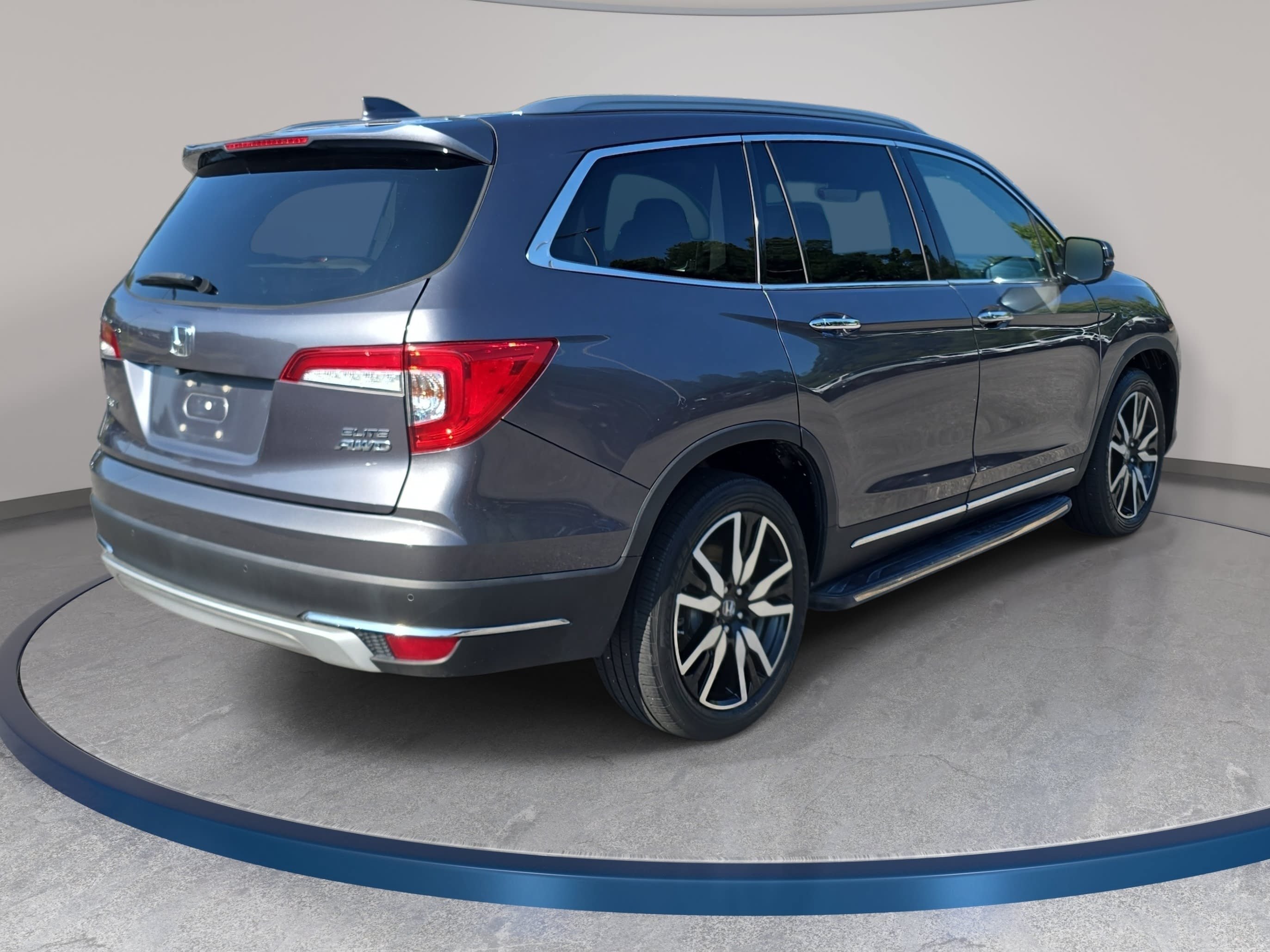 Used 2020 Honda Pilot Elite image 5