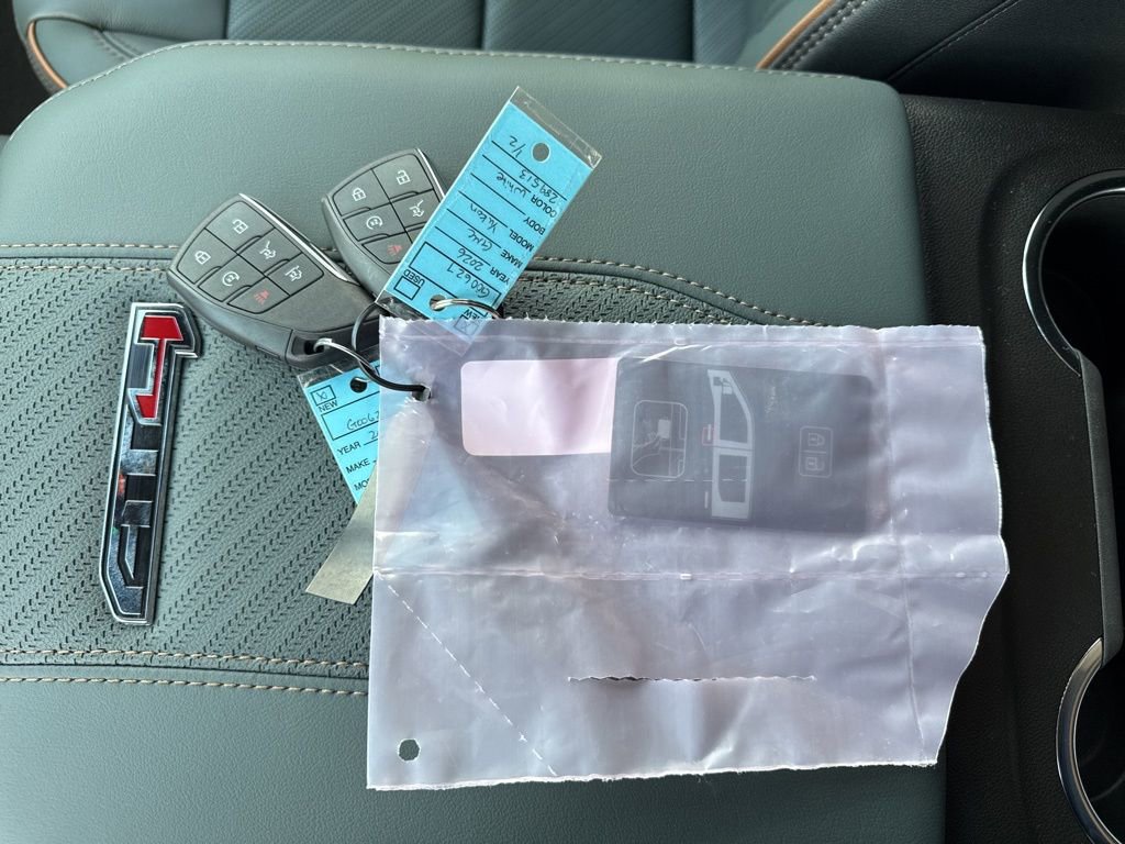 New 2026 GMC Yukon AT4 image 40