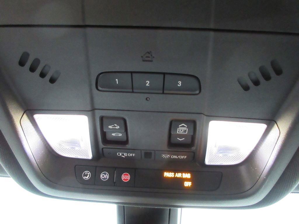 Certified 2019 Chevrolet Blazer RS w/ Sun and Wheels Package image 31