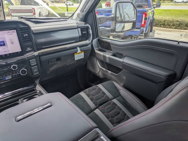 New 2026 Ford F250 Lariat w/ Black Appearance Package AWD/4WD image 17