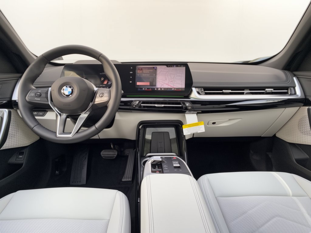 New 2027 BMW X1 xDrive28i AWD/4WD image 17