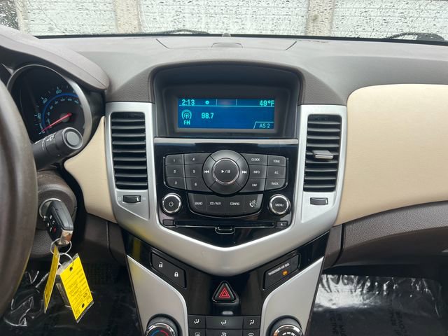 Used 2011 Chevrolet Cruze LT image 24