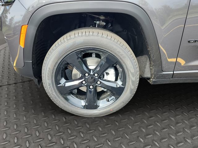 New 2025 Jeep Grand Cherokee Limited image 23