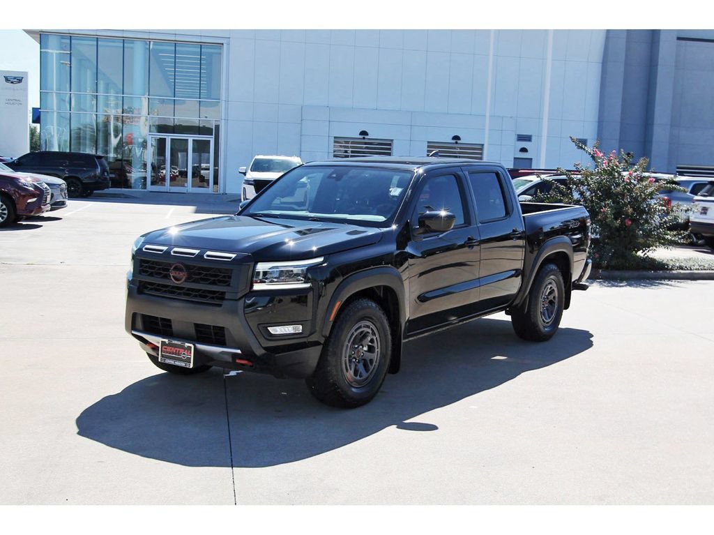 Used 2025 Nissan Frontier Pro-X RWD image 2
